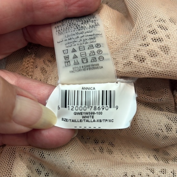 BCBG Max Azria Annica Crochet Lace Peplum Cream & Tan Cross Neck Top. XS - Picture 7 of 12